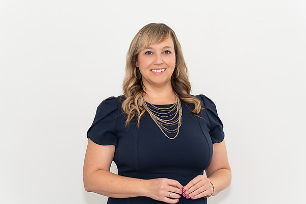 Lyndsey Gratop, Creative Manager